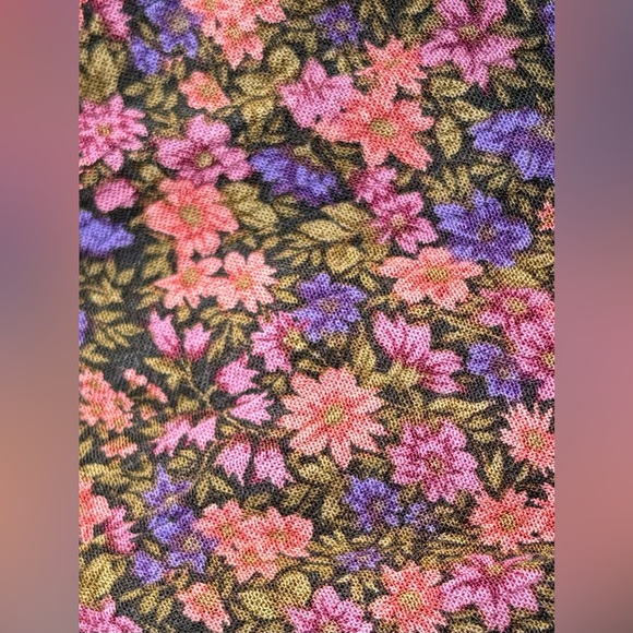 AEO | Romantic Floral Cold Shoulder Deep V-Neck  Blouse Size Medium - Picture 3 of 4